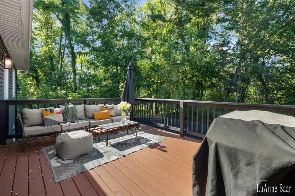 2939 5 Mile Road NE Plainfield Charter Township, MI 49525