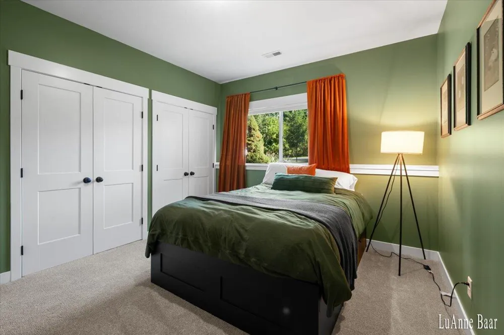 2939 5 Mile Road NE Plainfield Charter Township, MI 49525