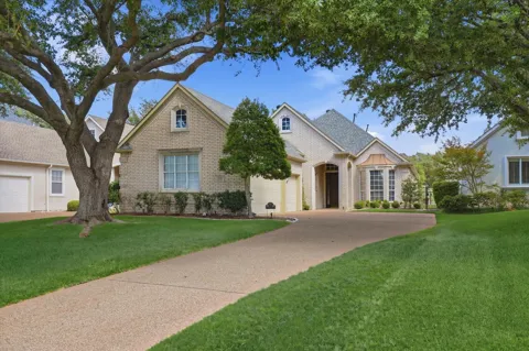 5556 Southern Hills Drive