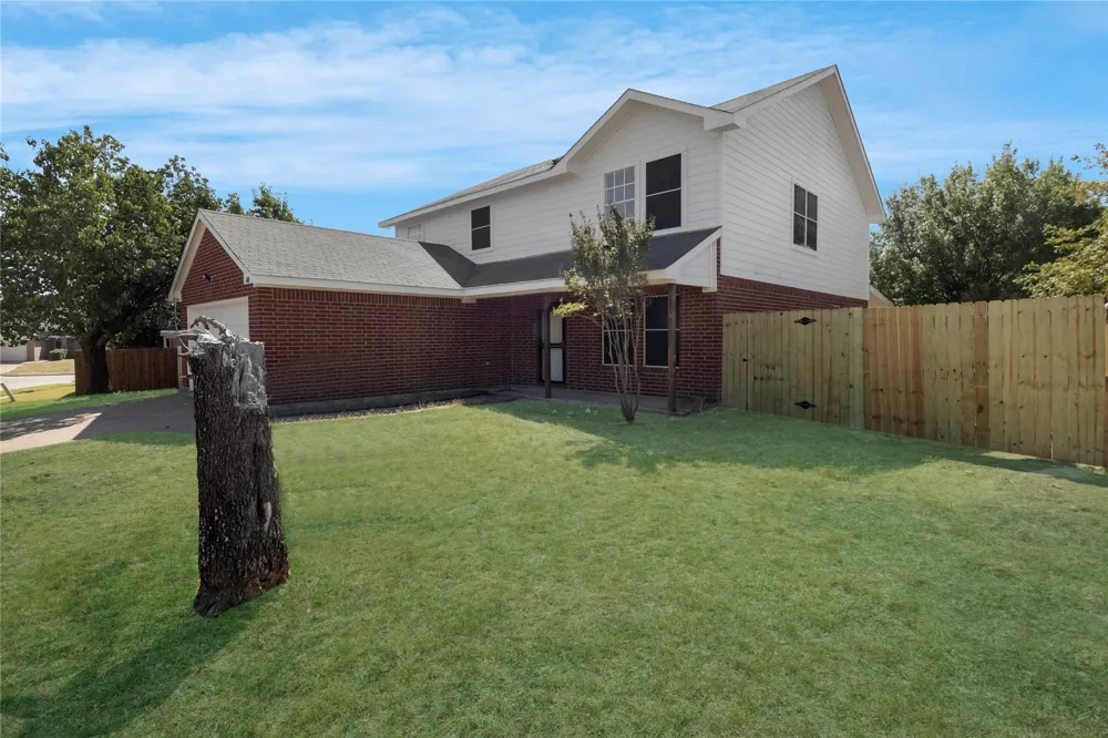 408 Centennial Place Crowley, TX 76036