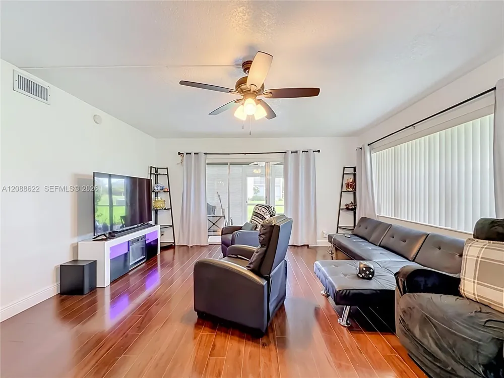 8740 Azalea Ct #102 Tamarac, FL 33321