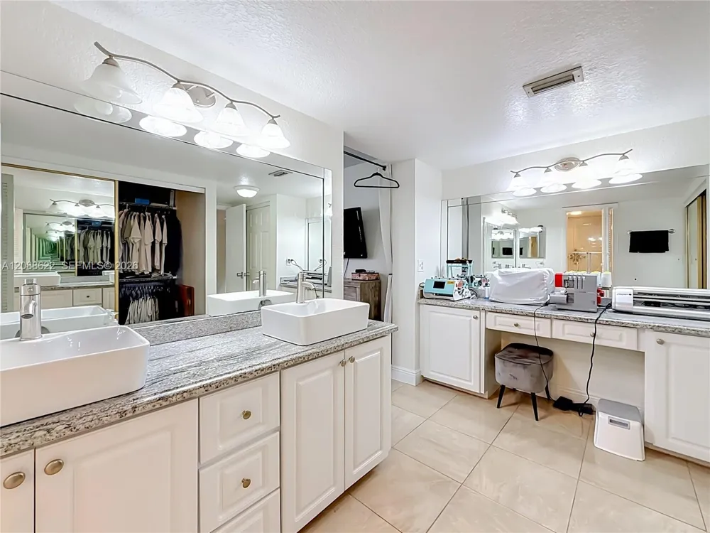 8740 Azalea Ct #102 Tamarac, FL 33321