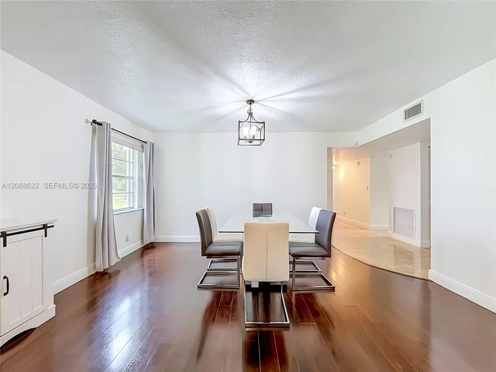 8740 Azalea Ct #102 Tamarac, FL 33321
