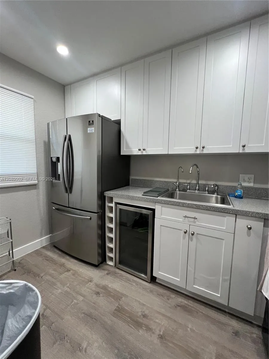 1432 S Lakeside Dr #5 Lake Worth, FL 33460