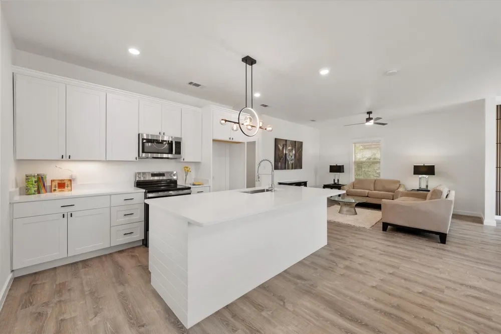 1027 W 2nd Avenue Corsicana, TX 75110