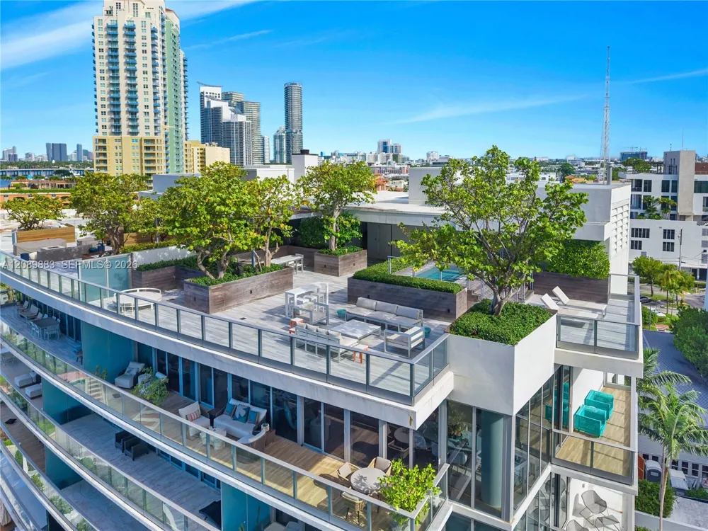 801 S Pointe Dr #602 Miami Beach, FL 33139