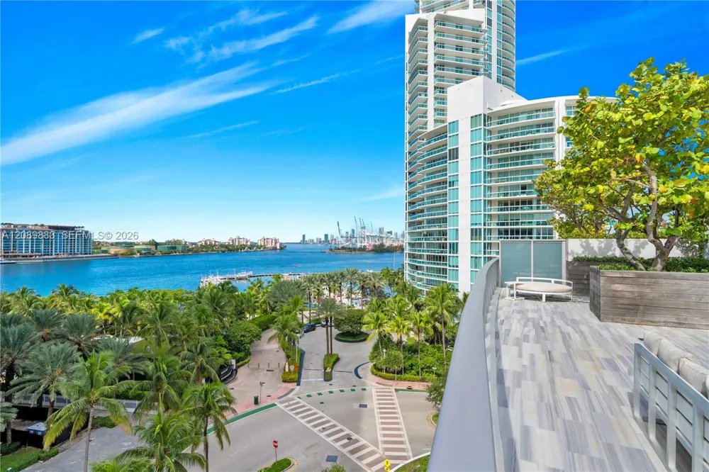 801 S Pointe Dr #602 Miami Beach, FL 33139