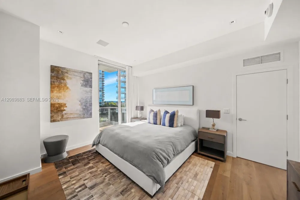801 S Pointe Dr #602 Miami Beach, FL 33139