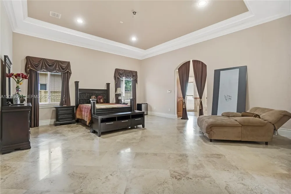 4025 SW 128th Ave Miami, FL 33175