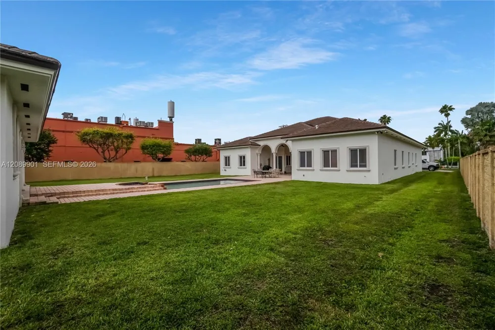 4025 SW 128th Ave Miami, FL 33175