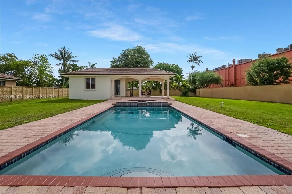 4025 SW 128th Ave Miami, FL 33175