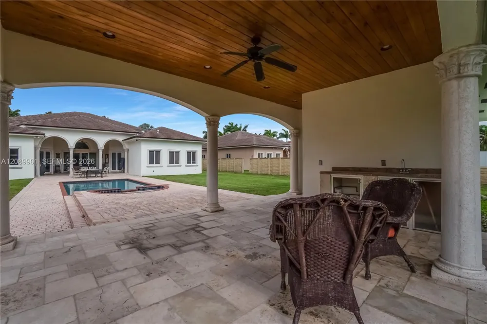 4025 SW 128th Ave Miami, FL 33175