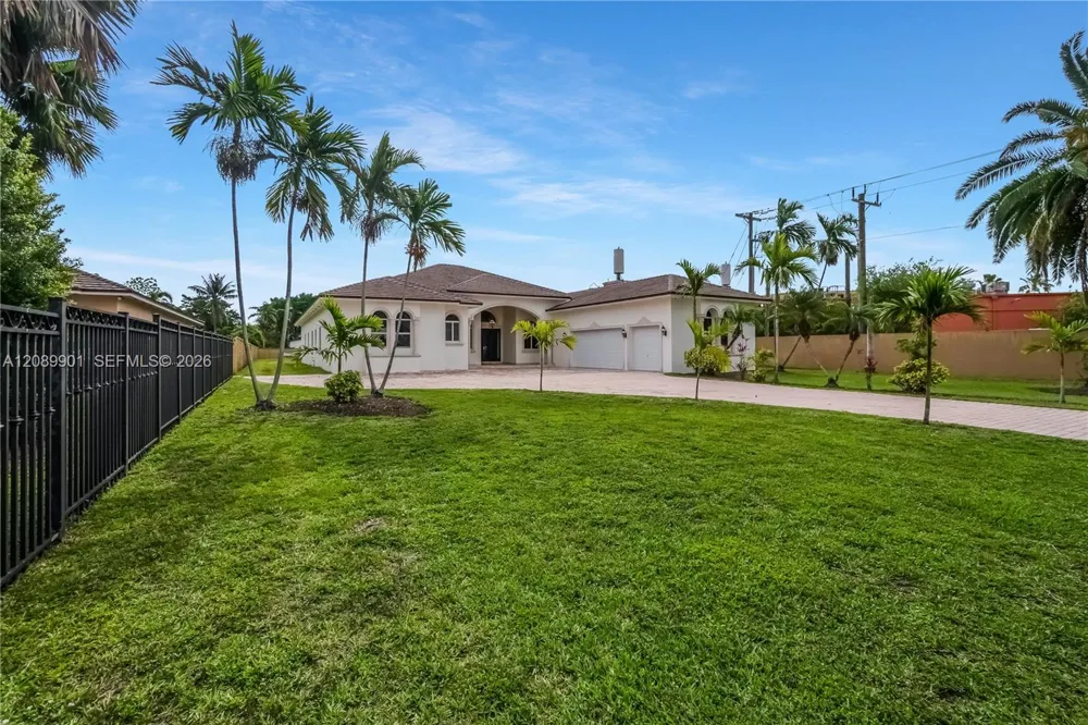 4025 SW 128th Ave Miami, FL 33175