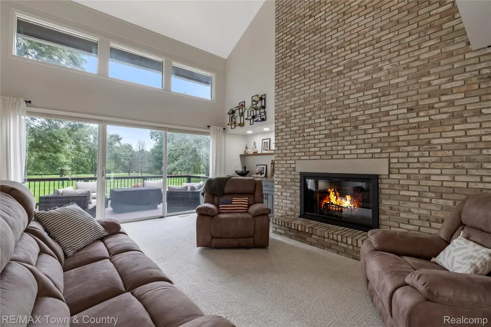 7492 River Road Flushing Charter Township, MI 48433