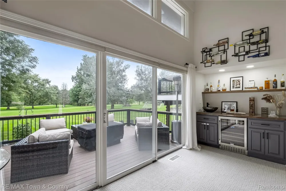 7492 River Road Flushing Charter Township, MI 48433