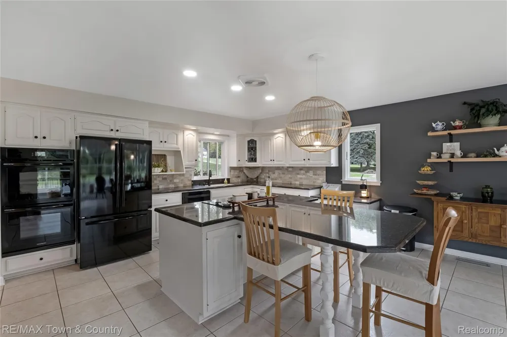 7492 River Road Flushing Charter Township, MI 48433