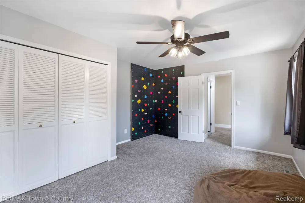 7492 River Road Flushing Charter Township, MI 48433