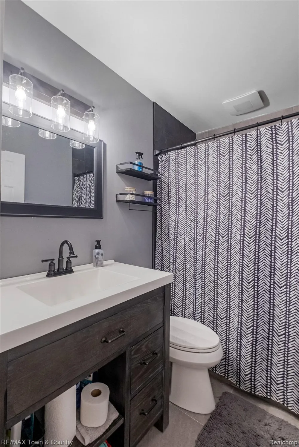7492 River Road Flushing Charter Township, MI 48433