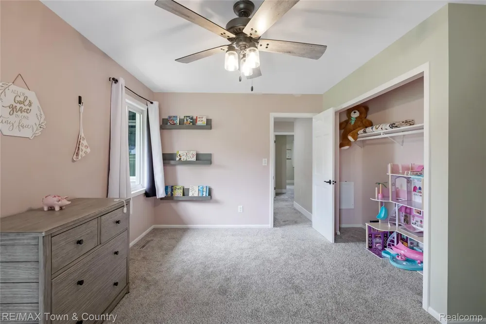 7492 River Road Flushing Charter Township, MI 48433
