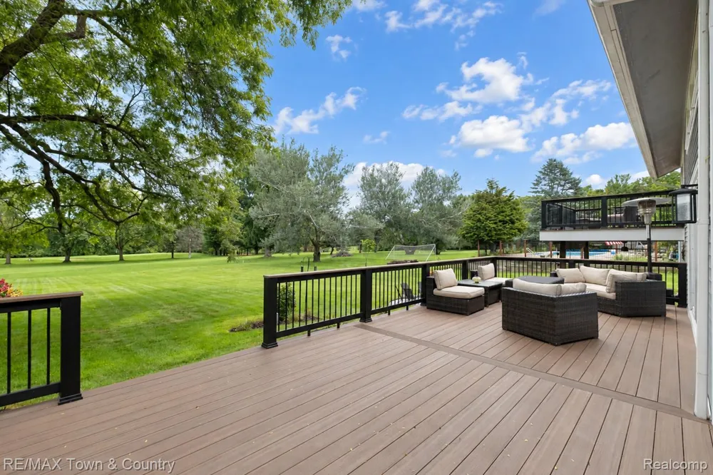 7492 River Road Flushing Charter Township, MI 48433