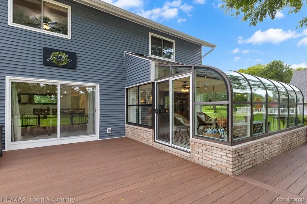 7492 River Road Flushing Charter Township, MI 48433