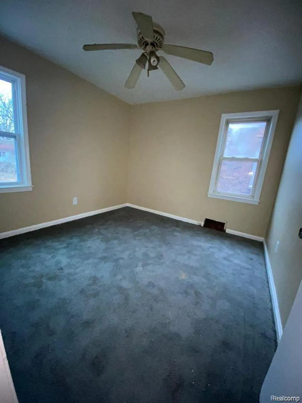 9381 Fielding Street Detroit City, MI 48228