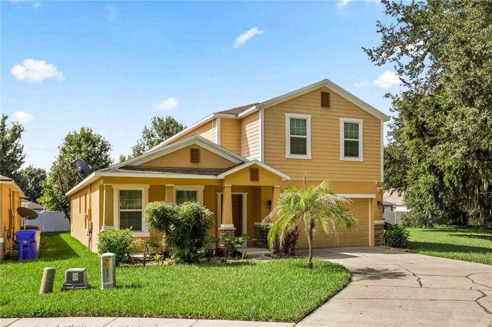 3637 BLACK DOG COURT Tavares, FL 32778