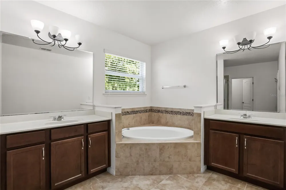 3637 BLACK DOG COURT Tavares, FL 32778
