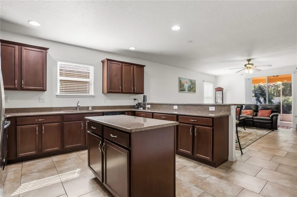 3637 BLACK DOG COURT Tavares, FL 32778