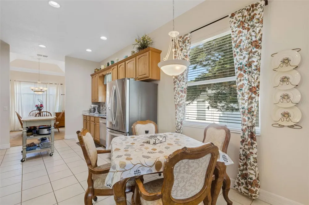 2617 HICKORY VIEW LOOP Lakeland, FL 33813