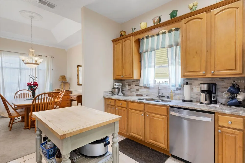 2617 HICKORY VIEW LOOP Lakeland, FL 33813