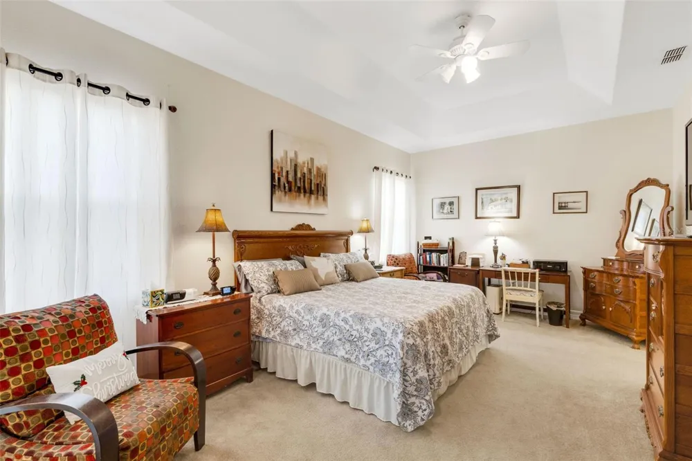 2617 HICKORY VIEW LOOP Lakeland, FL 33813