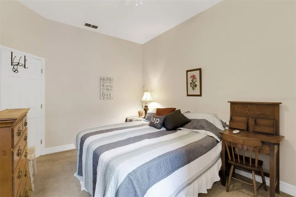 2617 HICKORY VIEW LOOP Lakeland, FL 33813