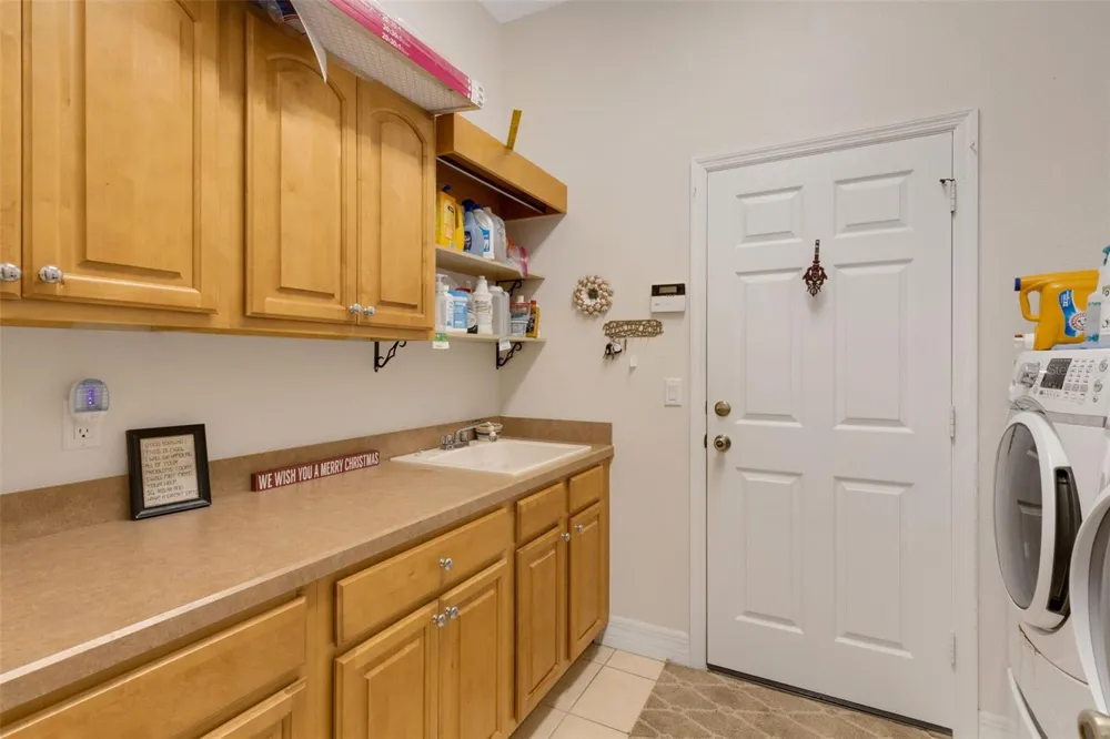 2617 HICKORY VIEW LOOP Lakeland, FL 33813