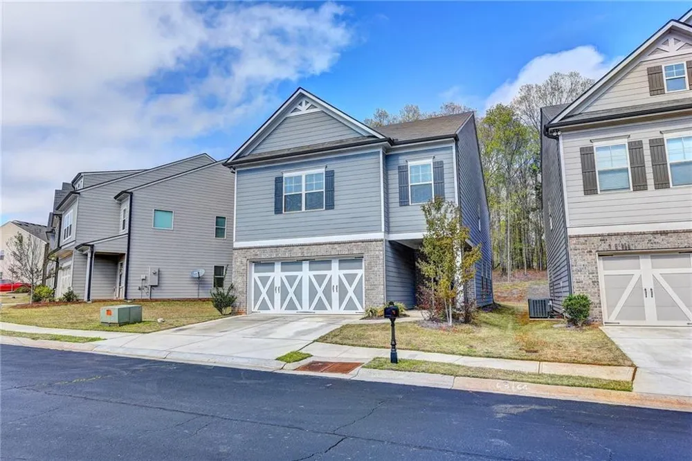 2245 Black Pebble Circle Buford, GA 30519