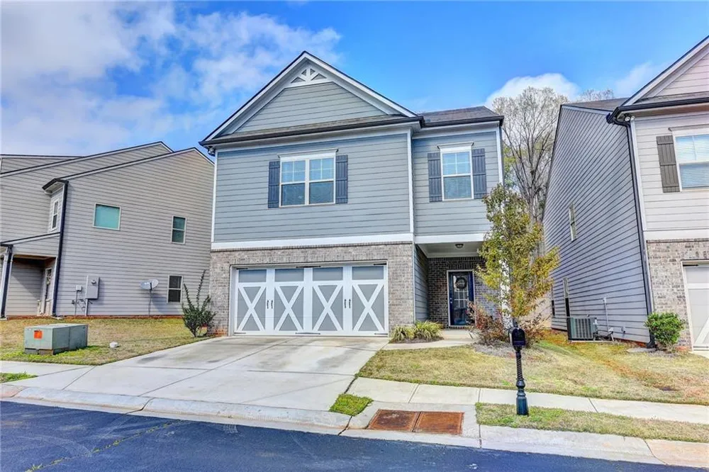 2245 Black Pebble Circle Buford, GA 30519