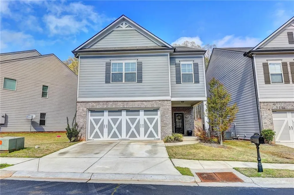 2245 Black Pebble Circle Buford, GA 30519