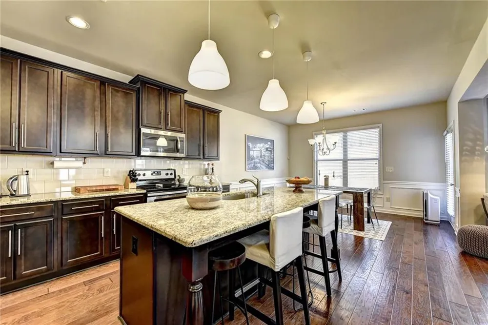 2245 Black Pebble Circle Buford, GA 30519