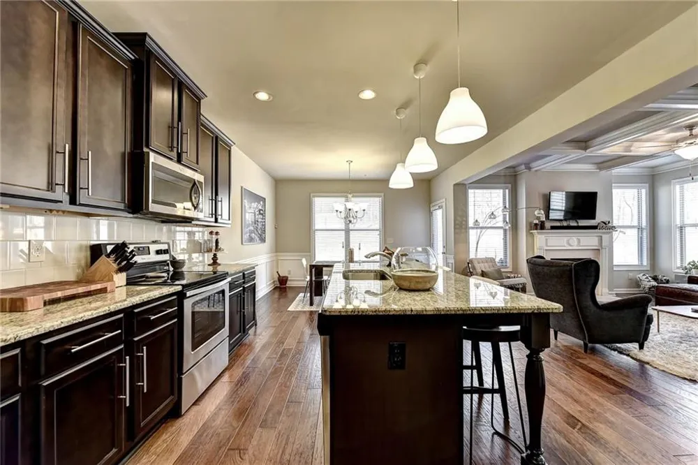 2245 Black Pebble Circle Buford, GA 30519