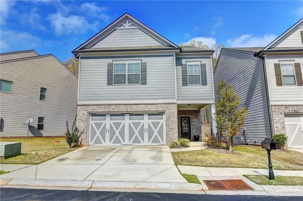 2245 Black Pebble Circle Buford, GA 30519