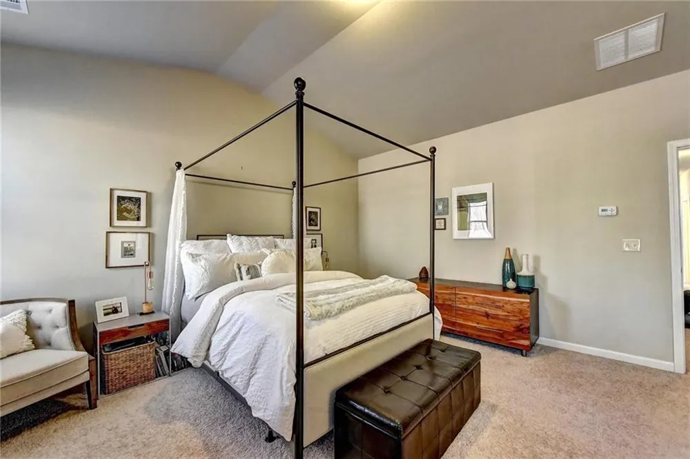 2245 Black Pebble Circle Buford, GA 30519