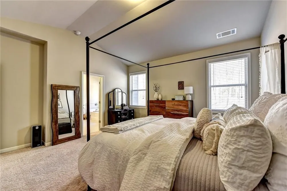 2245 Black Pebble Circle Buford, GA 30519