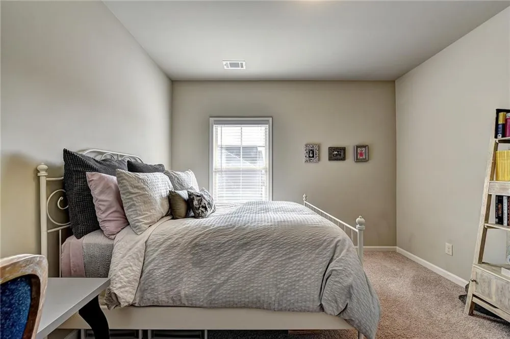 2245 Black Pebble Circle Buford, GA 30519