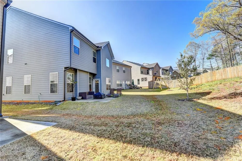 2245 Black Pebble Circle Buford, GA 30519