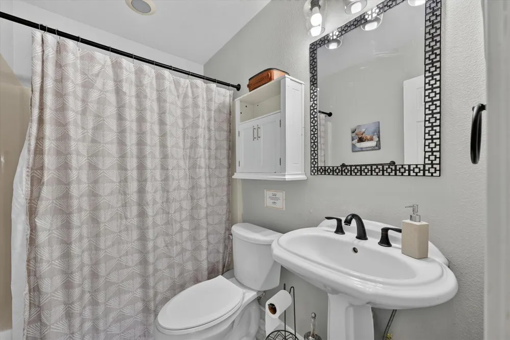 4606 County Road 408 McKinney, TX 75071