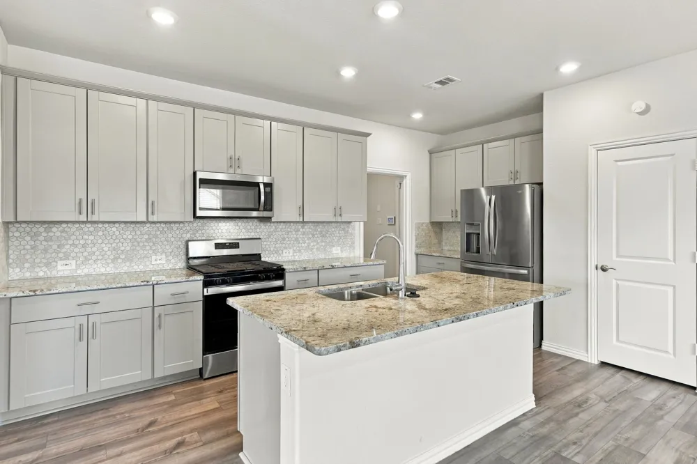 1801 Ash Oak Lane Forney, TX 75126
