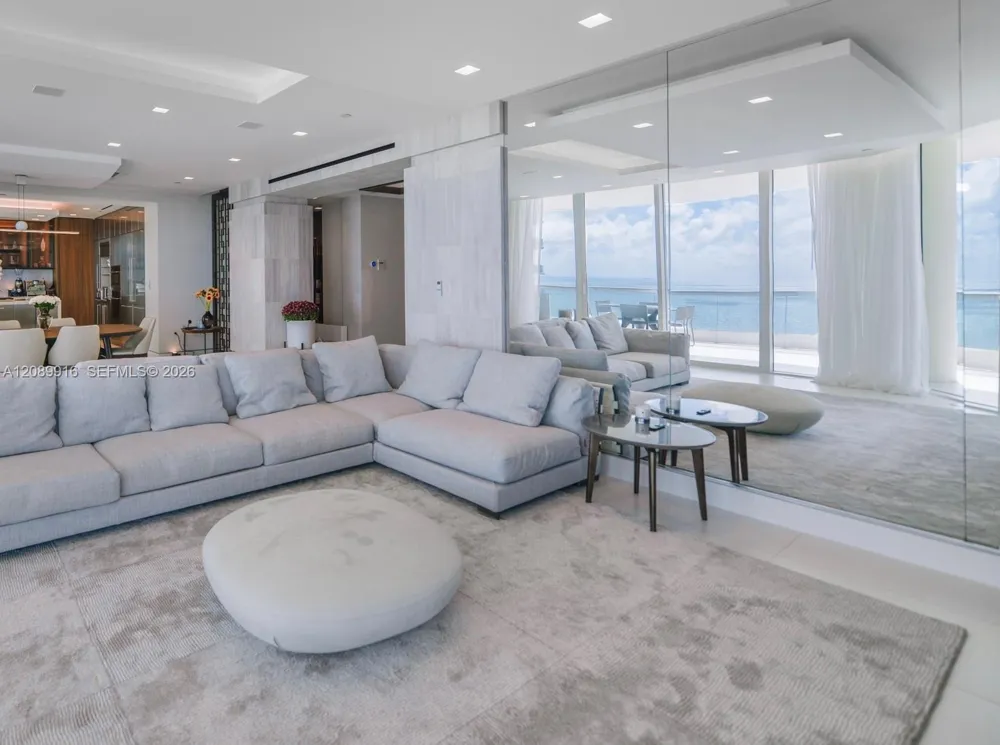 16047 Collins Ave #3204 Sunny Isles Beach, FL 33160
