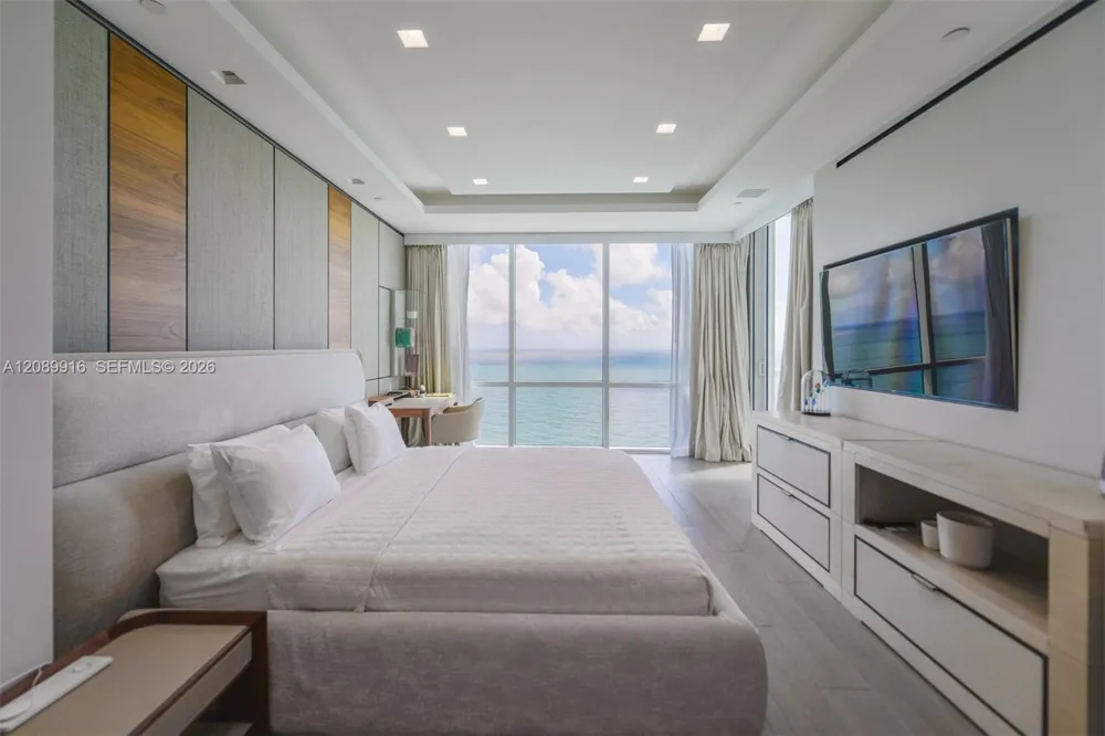 16047 Collins Ave #3204 Sunny Isles Beach, FL 33160
