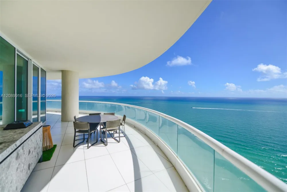 16047 Collins Ave #3204 Sunny Isles Beach, FL 33160
