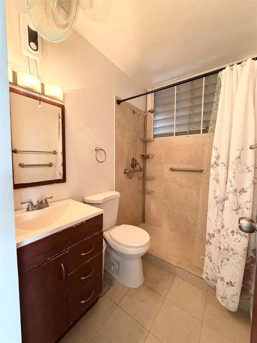 DIEGO SALCEDO ST. FAIRVIEW DEV. #1873 San Juan, PR 00926